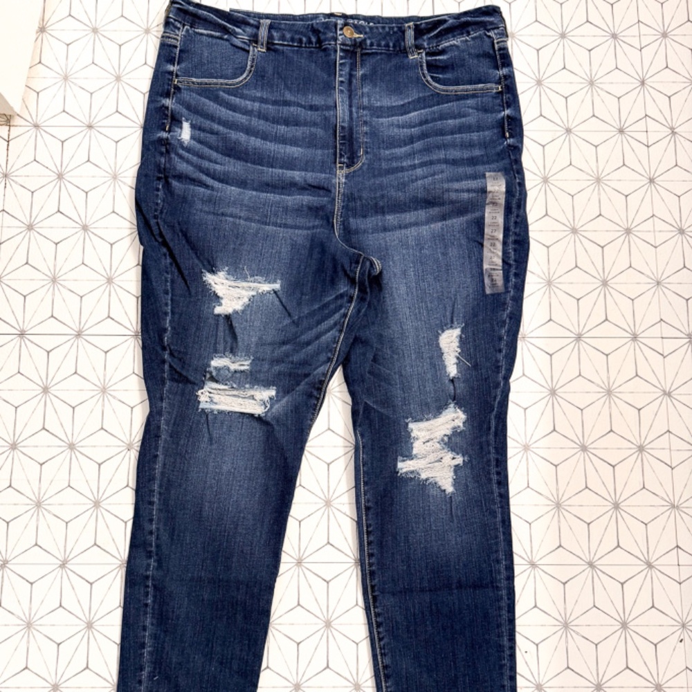 American Eagle Curvy Super Hi-Rise Jegging Ripped Distressed Size 22